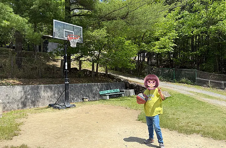 能勢温泉キャンプ場(バスケットゴール) ゴードンミラーハイエースで行くキャンプ