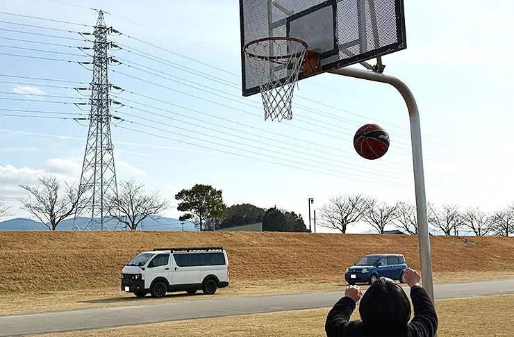 宮川ラブリバー公園(バスケットゴール) ゴードンミラーハイエースで行くキャンプ